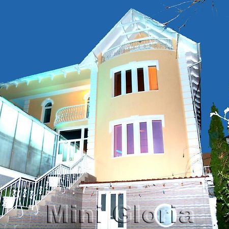 Gloria Mini-Hotel 키시나우 외부 사진