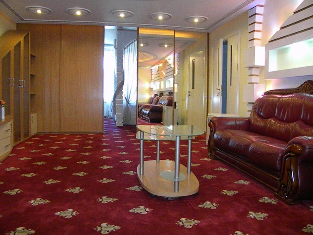 Gloria Mini-Hotel 키시나우 외부 사진
